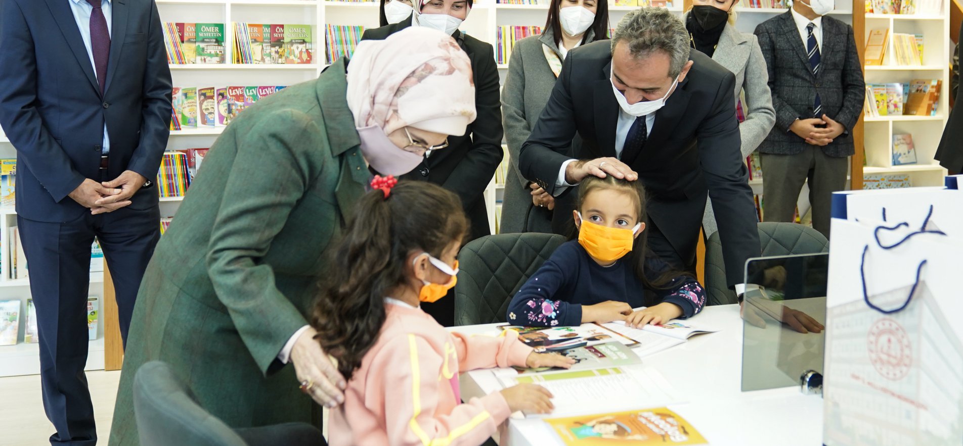 Meb, Okul Kütüphanelerindeki Kitap Sayısını 100 Milyona Çıkarıyor