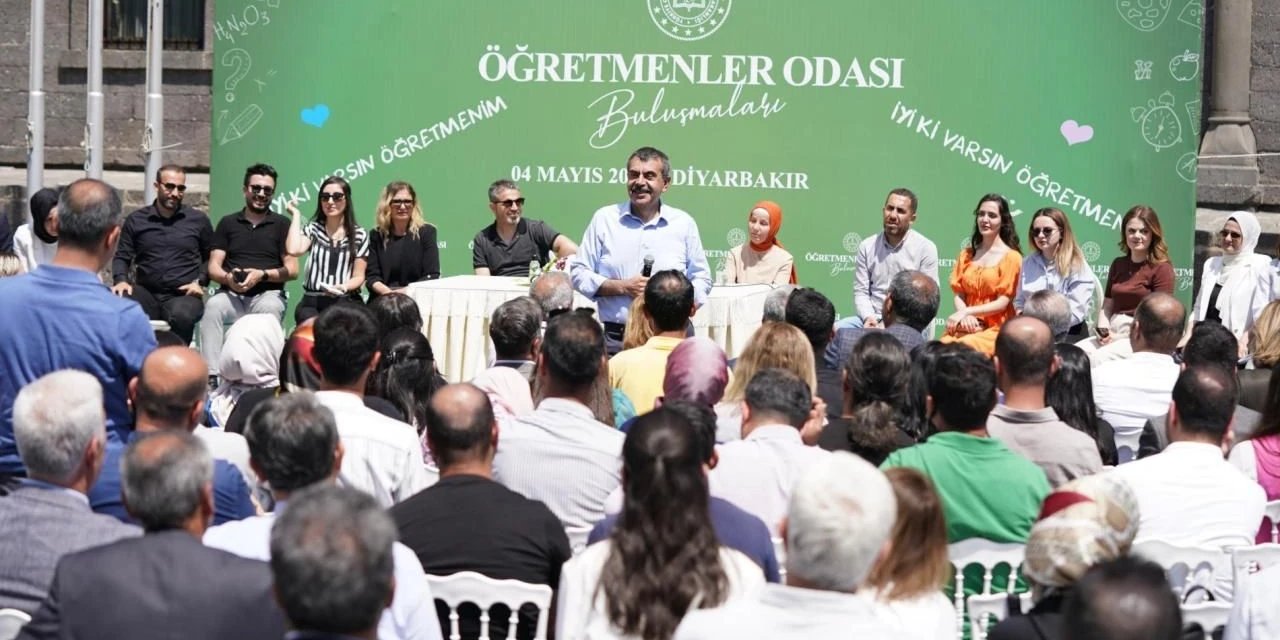 Bakan Yusuf Tekin’in Talimatıyla Öğretmenlerin Yıllardır Beklediği Müjde Geldi: Sıramatik Uygulaması Başlıyor!