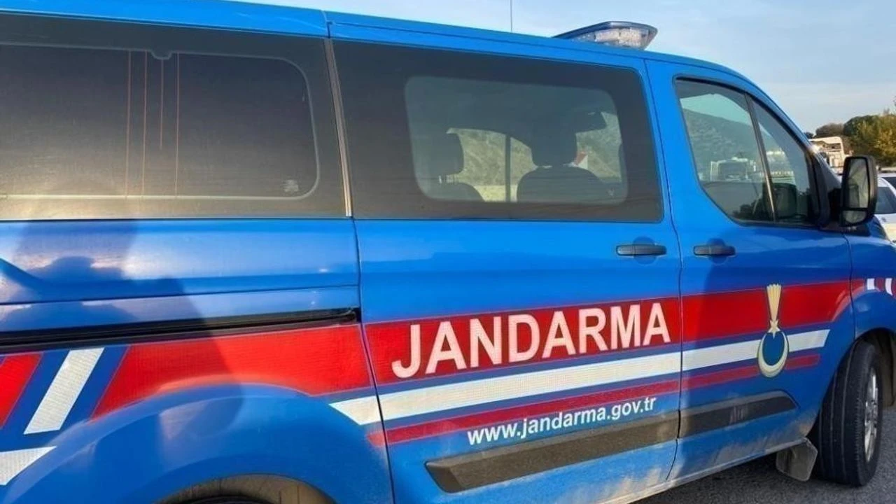 Öğretmen Yol Kenarında Bıçaklanmış ve Darp Edilmiş Halde Bulundu